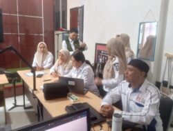 Optimalisasi Kanal Informasi Publik, KominfoSS Sulbar Lakukan Coaching Clinic OPD Pemprov