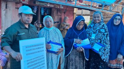 DTPHP Sulbar Bersama Mitra Salurkan Bantuan Rp30,58 Juta untuk Korban Kebakaran di Desa Galung Tulu