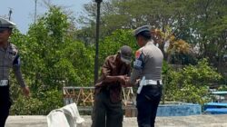 Berburu Berkah, Polantas Polda Sulbar Kembali Tebar Kebaikan di Tengah Masyarakat
