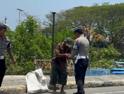 Berburu Berkah, Polantas Polda Sulbar Kembali Tebar Kebaikan di Tengah Masyarakat